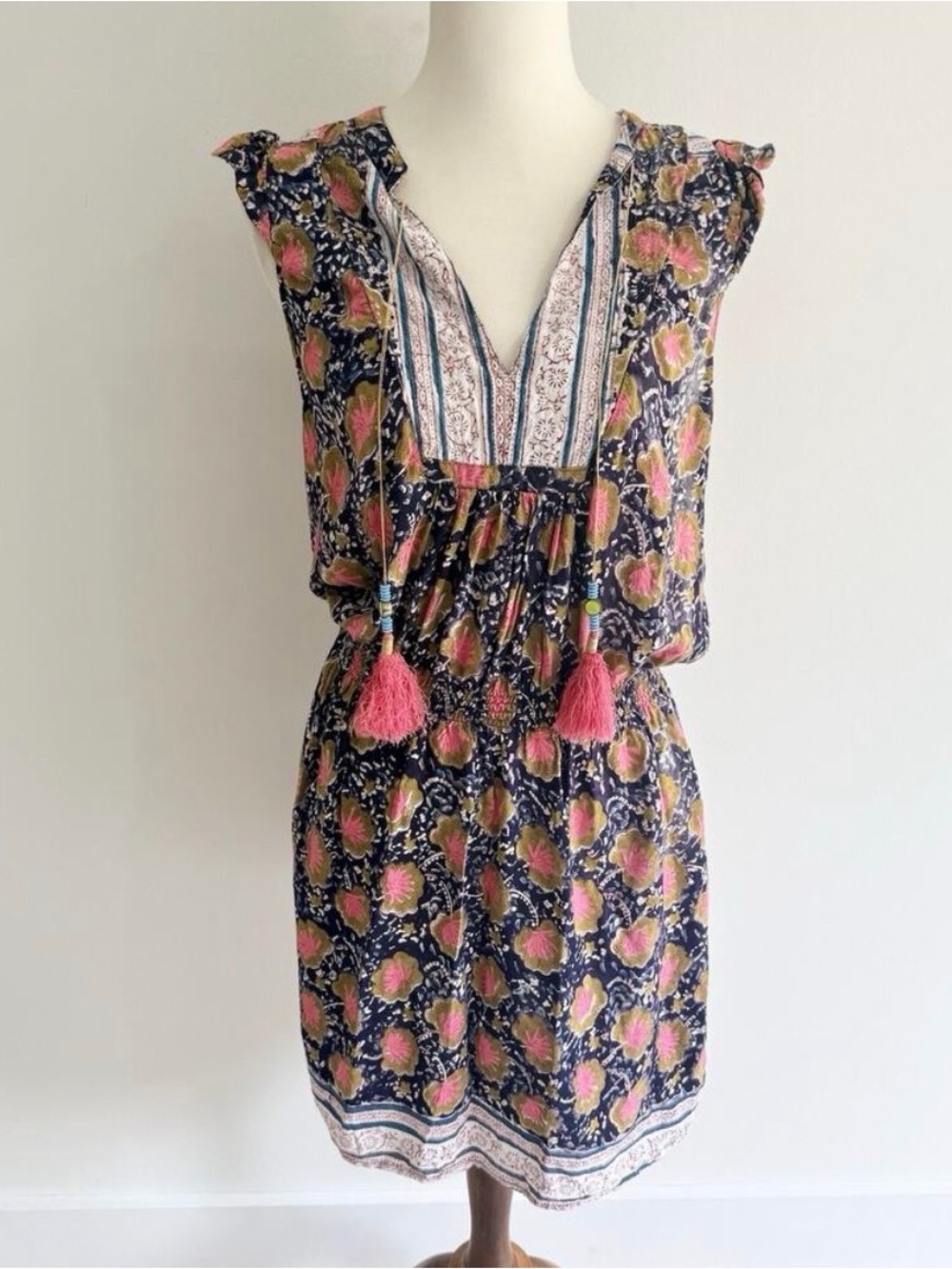 Bell by Alicia Bell V Neck Ruffle Sleeves Floral Print Mini boho Tassel dress L